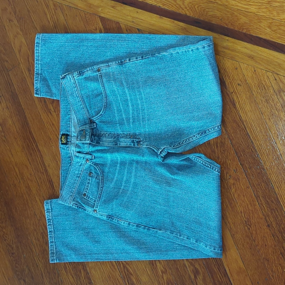 Lee Men's Classic Light Blue Relaxed Jeans Size 32×32